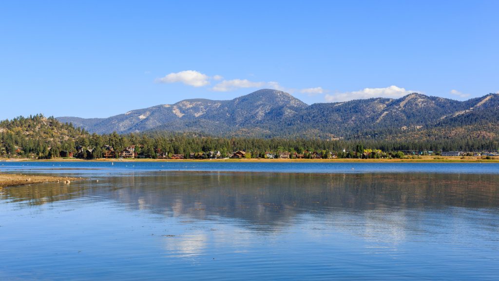 Big Bear Lake in front of Mountains in the distance