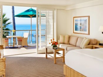 Hotel room with balcony looking out over the Pacific ocean - Boutique Hotels in Laguna Beach